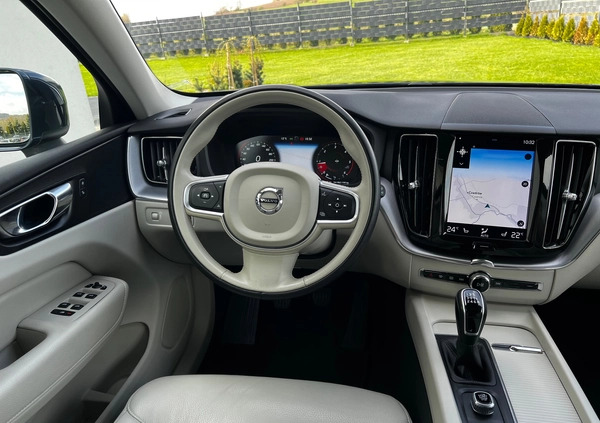 Volvo XC 60 cena 99900 przebieg: 160000, rok produkcji 2019 z Barwice małe 667